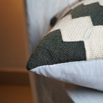 Black&White Tuft Cushion 27