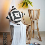 Black&White Tuft Cushion 27